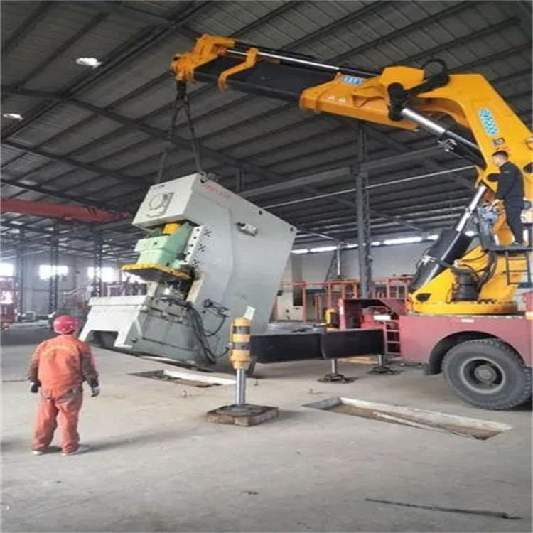 石河镇80吨折臂吊车出租附近电话